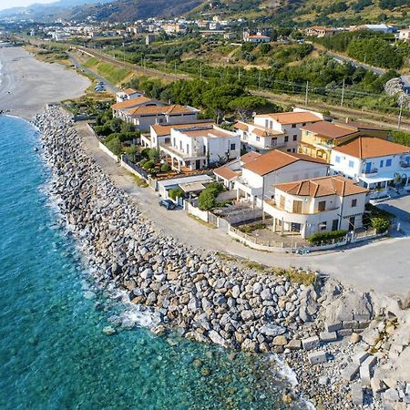 Le Casette Sul Mare - Case Vacanza Cittadella del Capo Luaran gambar