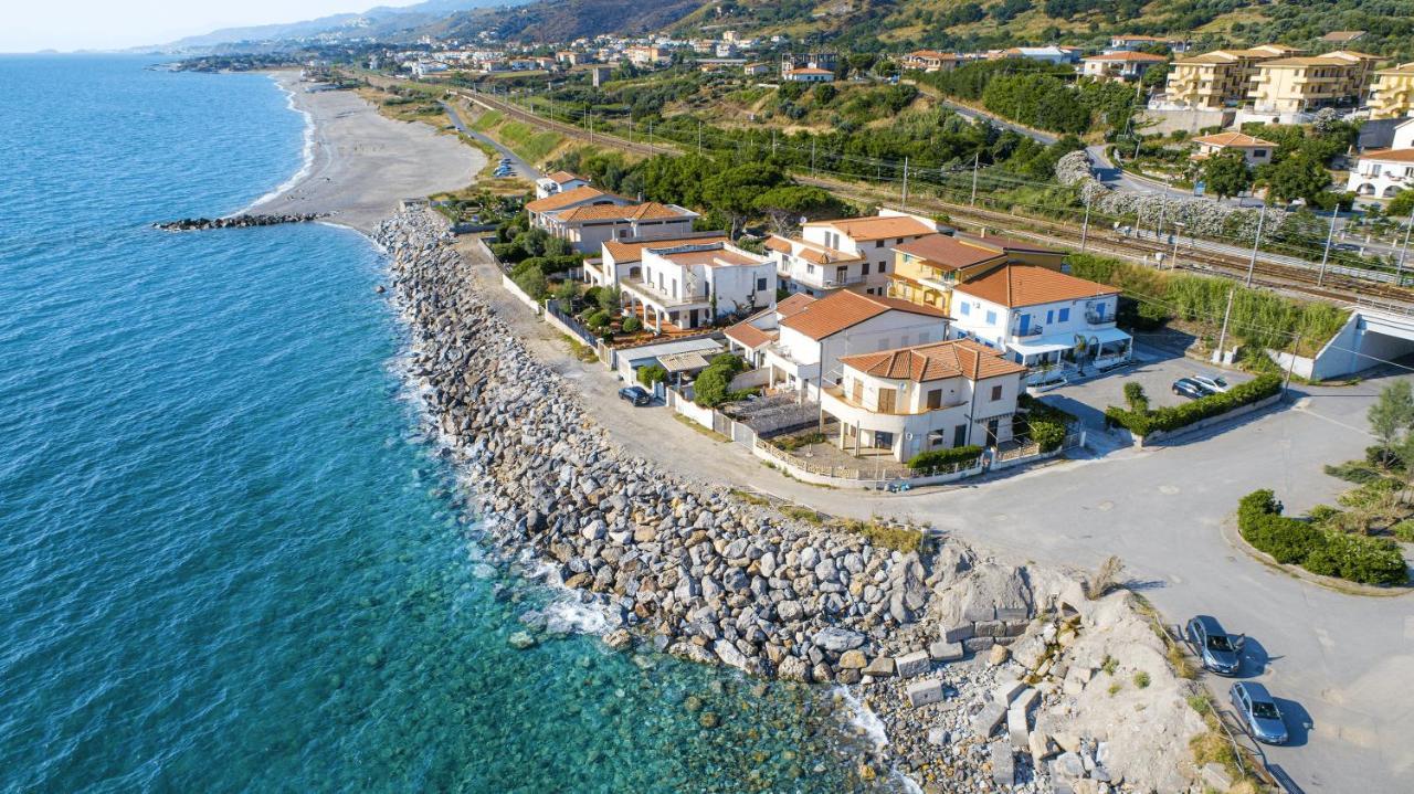 Le Casette Sul Mare - Case Vacanza Cittadella del Capo Luaran gambar